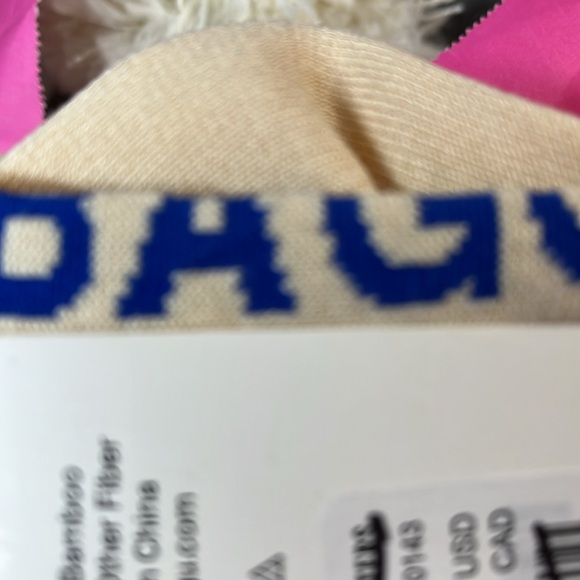 BAGGU Heart Cream Heart Pattern Socks - Picture 4 of 4